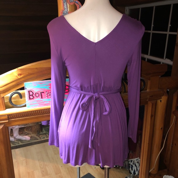 Gorgeous sexy purple low cut detailed shirt NWT - Picture 8 of 12